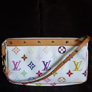 Louis Vuitton pochette